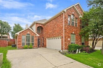 Building Photo - 8204 Hitching Tr