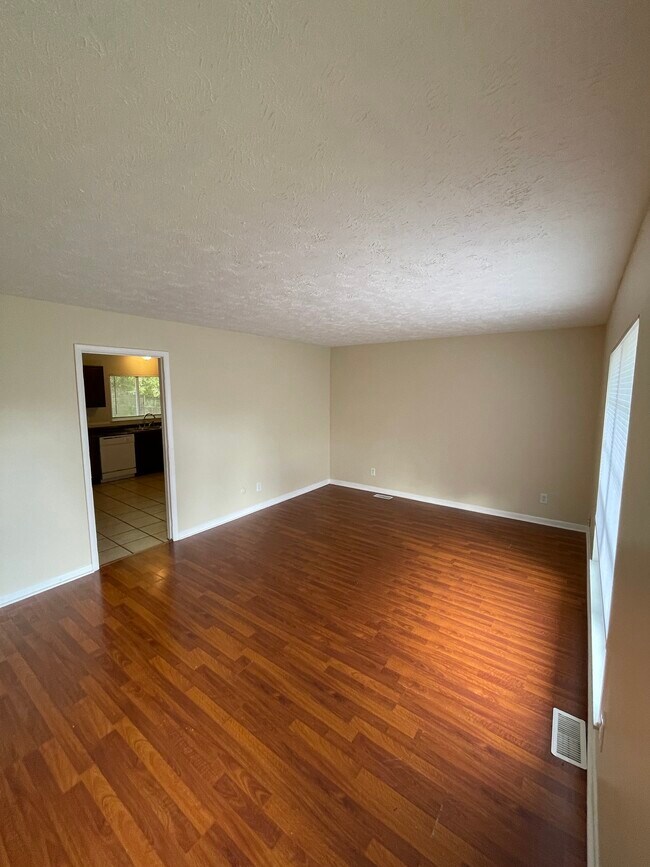 Building Photo - 4270 Dabny Dr