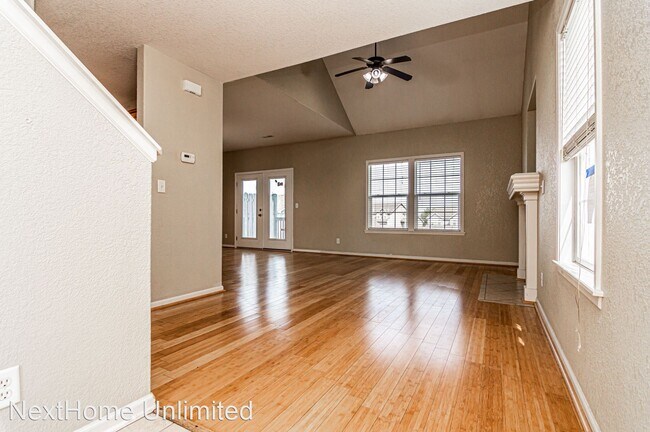 Foto del edificio - 4 br, 3 bath House - 1710 Lydia Lane