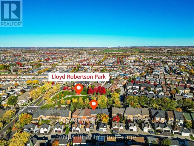 Building Photo - 81 White's Hill Ave