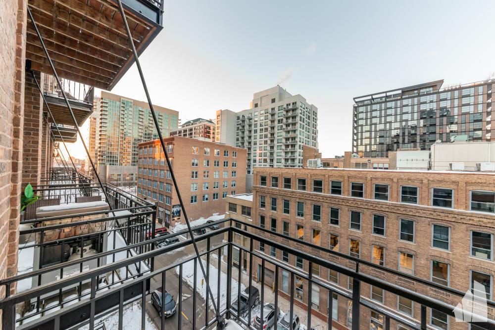 Foto del edificio - 1 bedroom in Chicago IL 60654