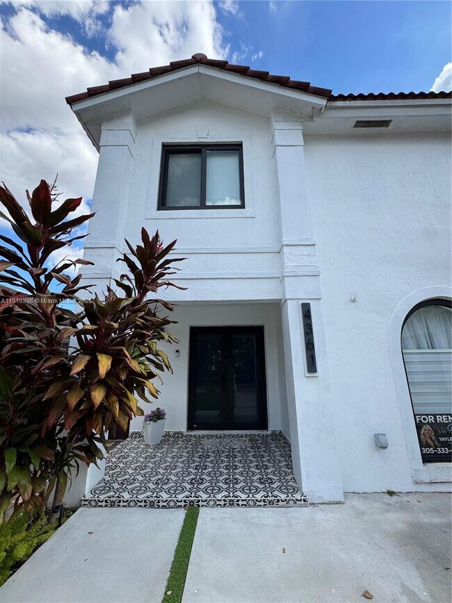 Foto del edificio - 4361 SW 147th Ct