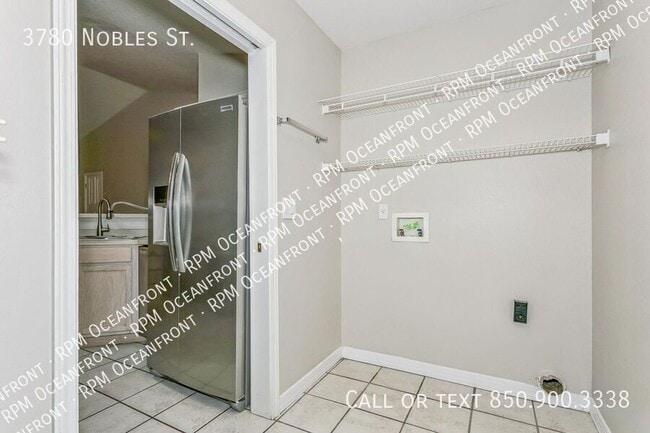 Building Photo - 3780 Nobles St