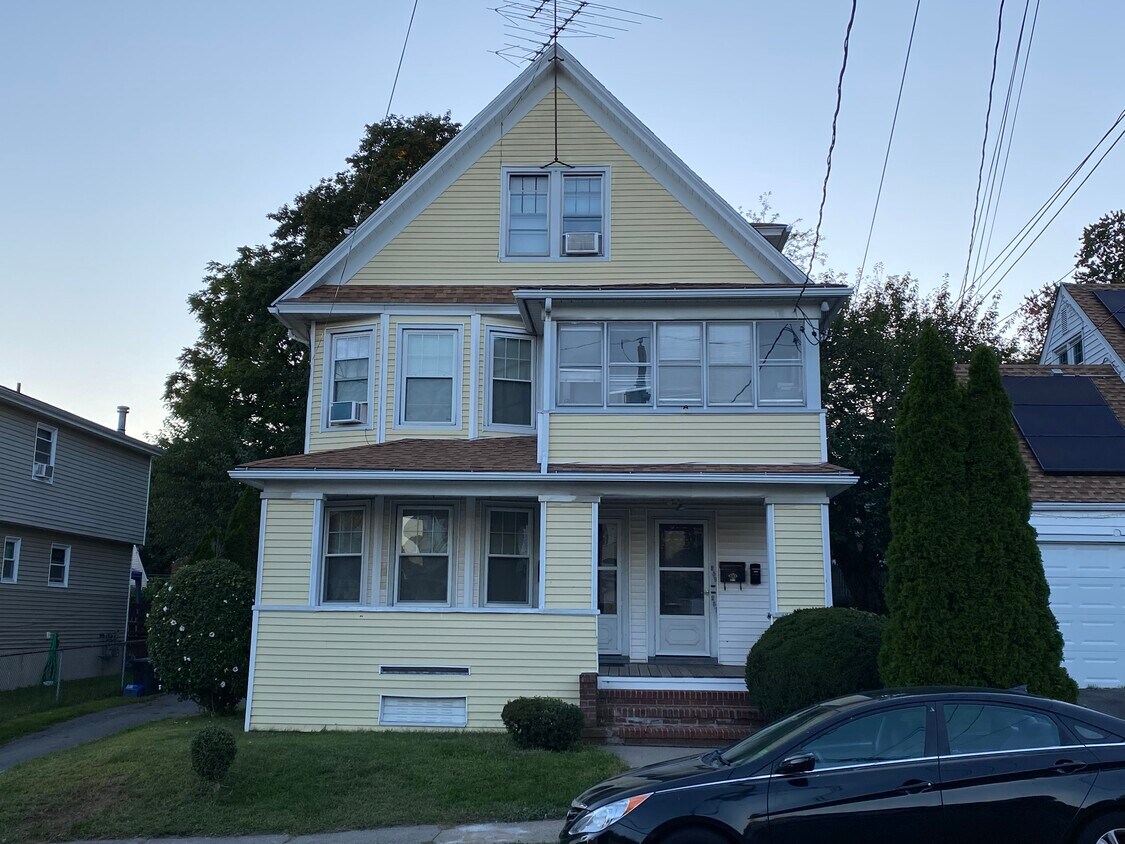 255 Clover St Unit 255, Stratford, CT 06614 Apartments in Stratford