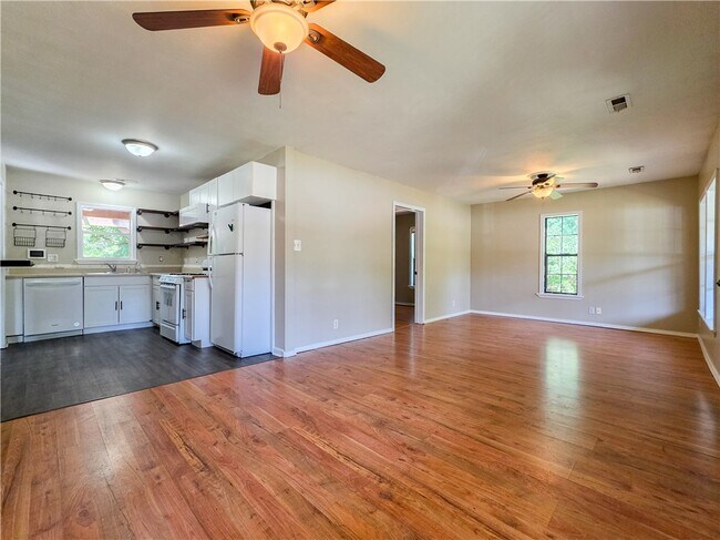 Foto del edificio - 1505 Garland Ave