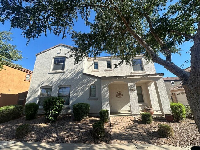 Foto del edificio - 4 BEDROOM HOME IN LYONS GATE