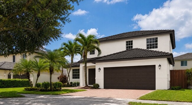 Building Photo - 14300 SW 159th Pl