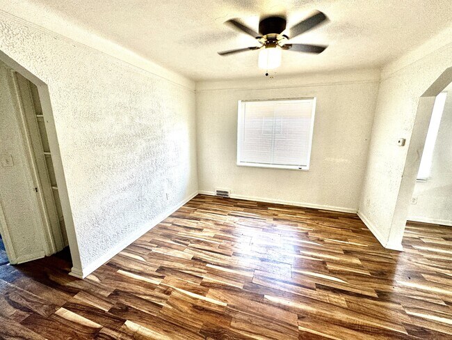 Foto del edificio - 11179 Stockwell St