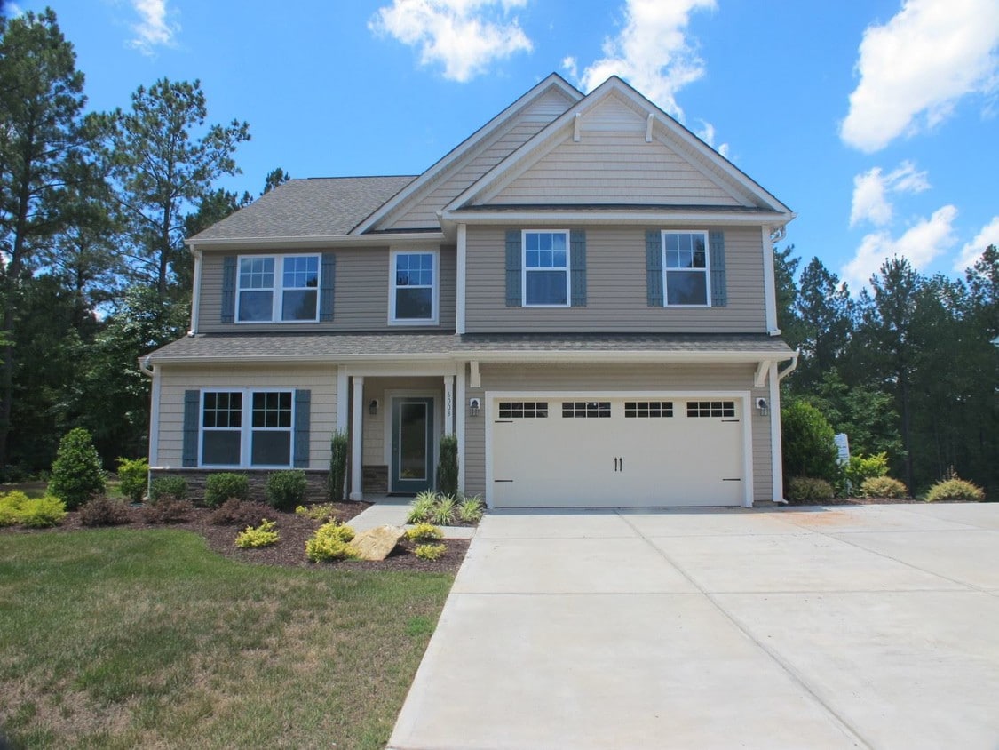 Primary Photo - 4 br, 2.5 bath House - 6003 Hawk View Rd