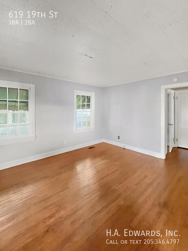 Foto del edificio - 619 19th St