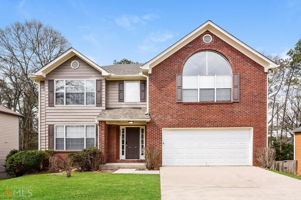 8206 Mahogany Ln, Lithonia, GA 30058 House Rental in Lithonia, GA