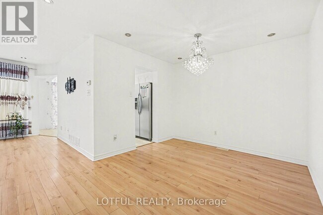 Photo du bâtiment - 13 Villandry St