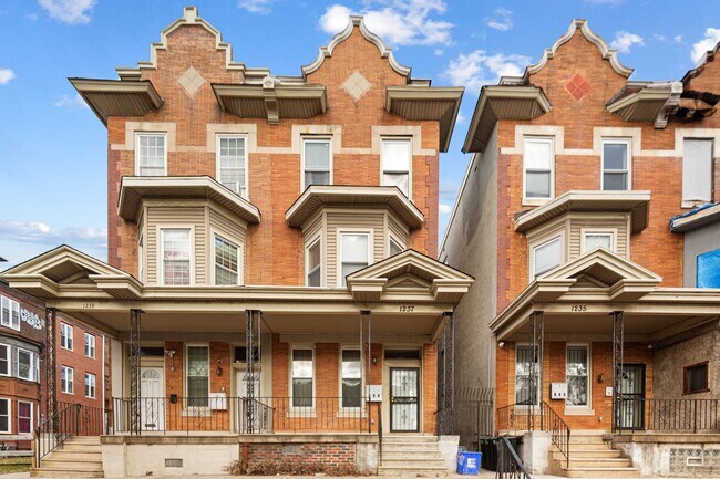 Building Photo - 1237 W Allegheny Ave