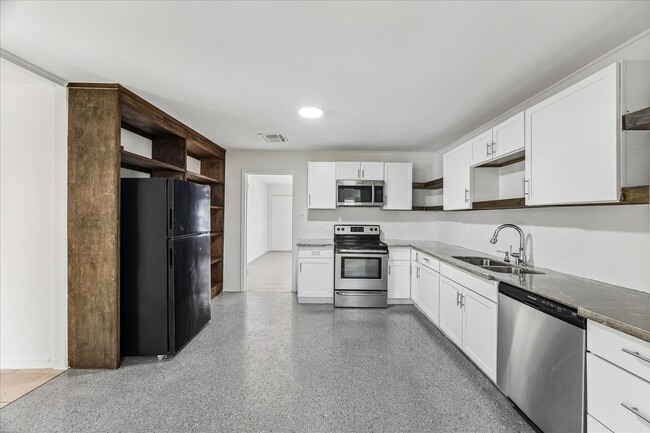 Building Photo - 9713 Richcroft St