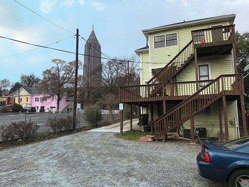 Primary Photo - Myrtle St Apartments