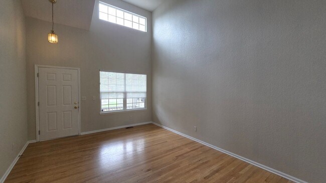 Building Photo - Spacious 5-Bedroom Home in Desirable Rock Creek – Fresh Updates & Fantastic Location!