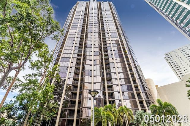 Building Photo - 60 N Beretania St