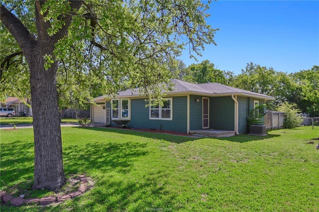 Foto principal - 809 S Coulter Dr