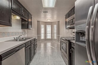 Building Photo - 4107 Fawn Dr