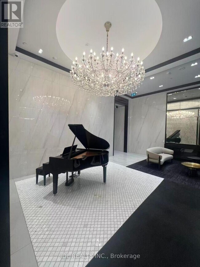 Building Photo - 8 Wellesley St W