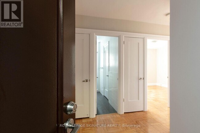 Photo du bâtiment - 394 Avenue Rd