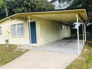 Building Photo - 240 Lee Dr