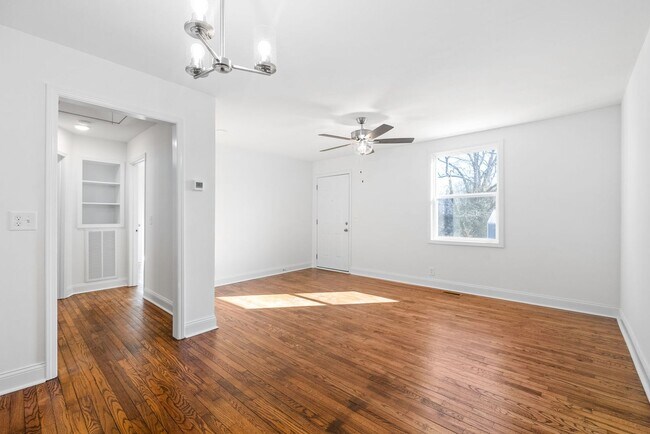 Foto del edificio - Newly Updated Home Ready to Call Home!