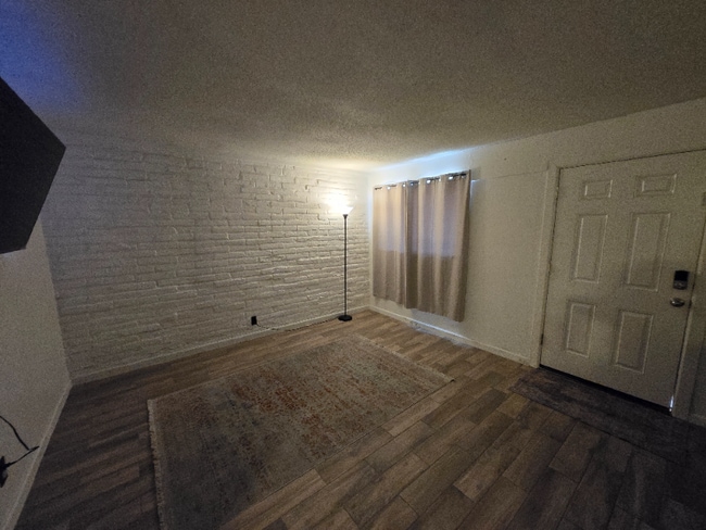 Photo - 42 W 7th St Apartment