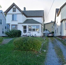 Building Photo - 208 Freeman Ave