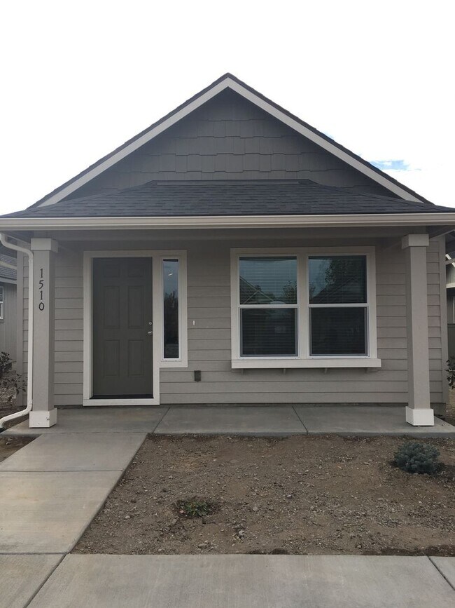 Foto del edificio - 2 Bedroom 1 Bath Cottage in SW Redmond