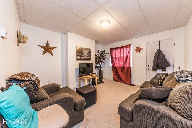 Building Photo - 2 br, 1 bath House - 612 Ceres Allentown