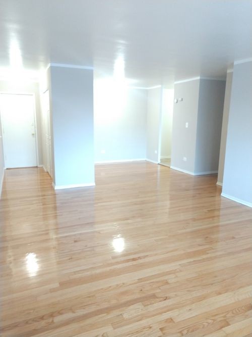 Building Photo - 1515 W Morse Ave