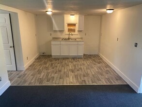 Building Photo - 1192 Harpster Ave