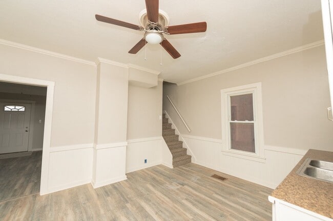 Building Photo - West Park 4 BEDROOM 2 BATH FOR RENT!!!