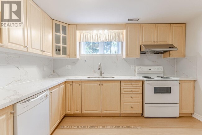 Building Photo - 1 Shady Glen Crescent