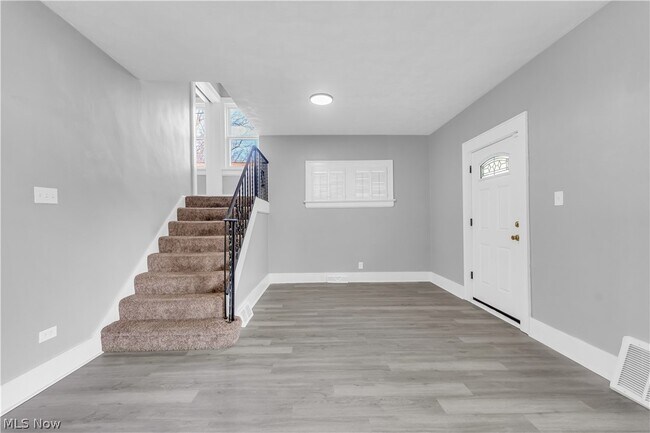 Foto del edificio - 516 Whitney Ave