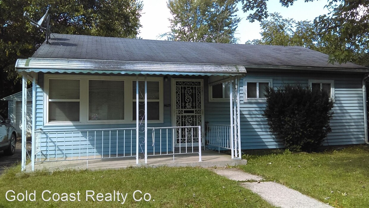 Primary Photo - 3 br, 1 bath House - 4625 Gardendale Avenue