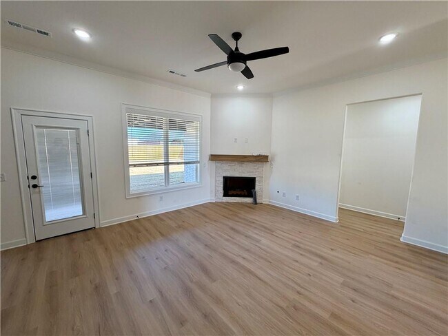 Foto del edificio - 1906 Farmer St