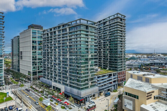 The Residences at The Tampa EDITION