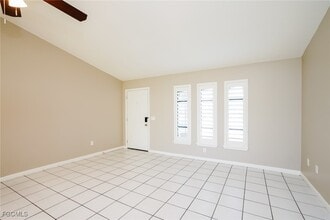 Building Photo - 1511 SE 33rd St