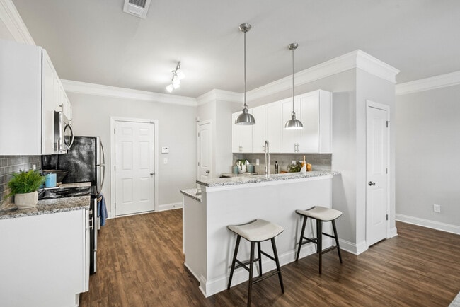 Building Photo - Covey Homes Greystone