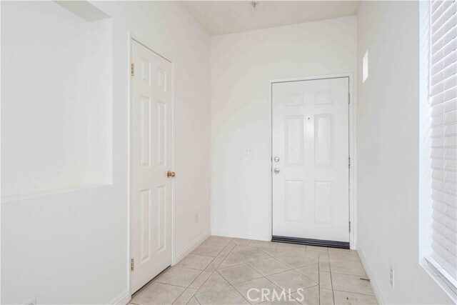 Foto del edificio - 9027 Primavera Lane