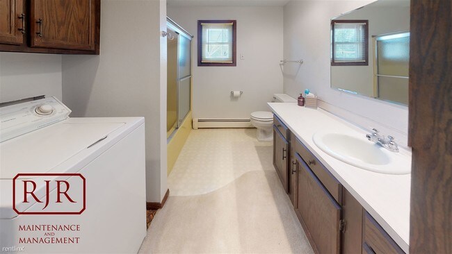 Building Photo - 2 br, 1 bath Apartment - 1929 N 11th St #3