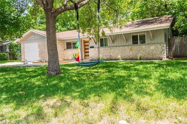 Building Photo - 8101 Logwood Dr