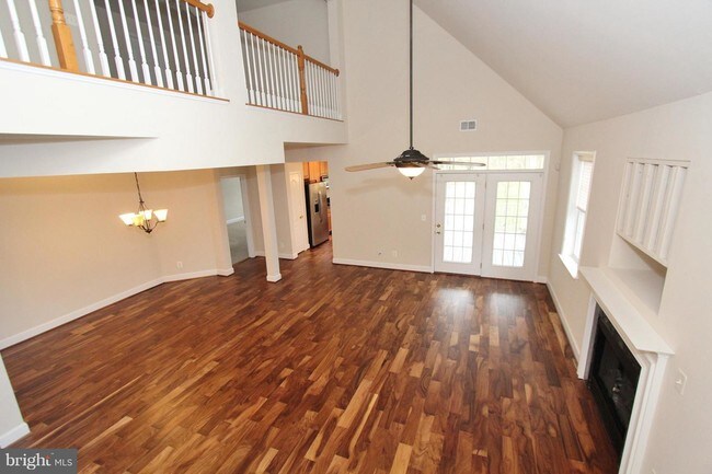 Building Photo - 13882 Greendale Dr