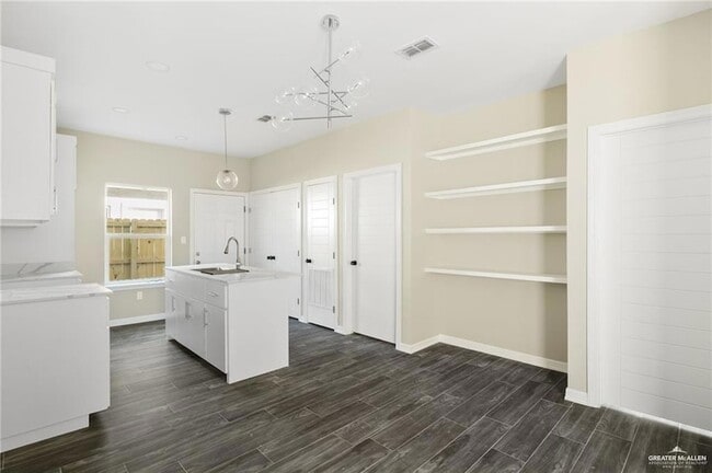 Building Photo - 5701 Notre Dame Ave