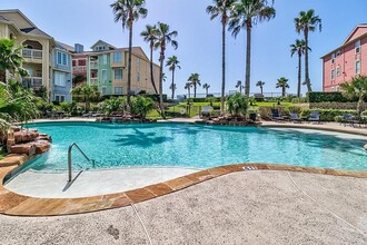 Building Photo - 7000 Seawall Blvd