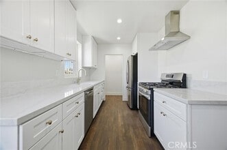 Building Photo - 8802 S Wilton Pl