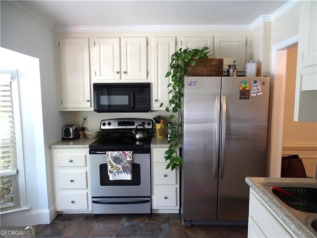 Building Photo - 410 Forestgate Ct