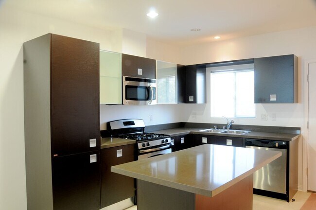 Foto del edificio - 9100 Whitworth Dr